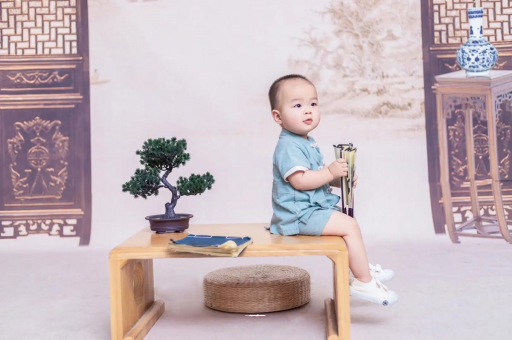 东平宝宝几个月笑出声